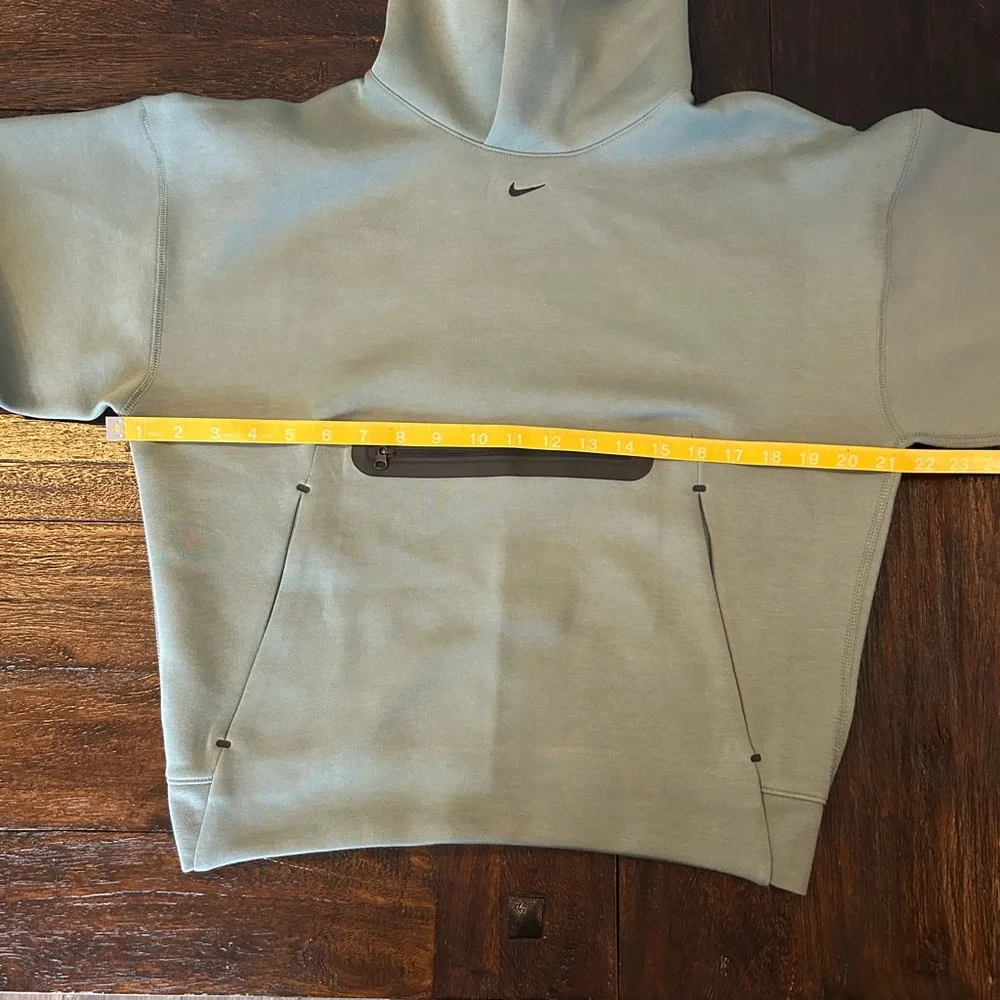 NWOT Nike Sportswear Tech Fleece Hoodie and Open Hem Pants Set- Green Clay/Black - Picture 14 of 15
